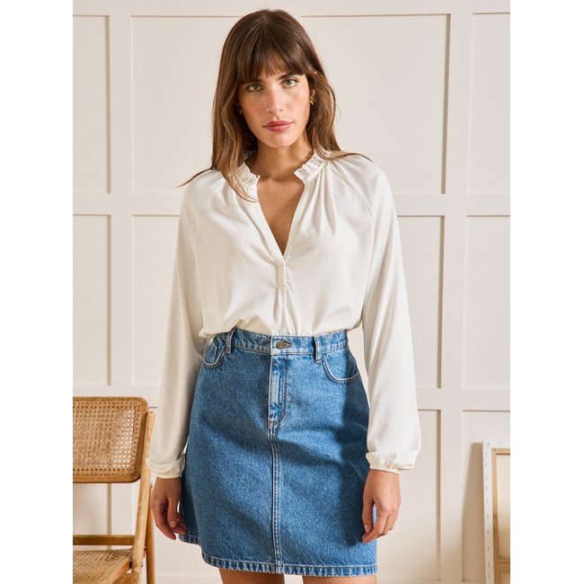 T-shirt col volanté brodé modal et coton biologique blanc <span itemprop=