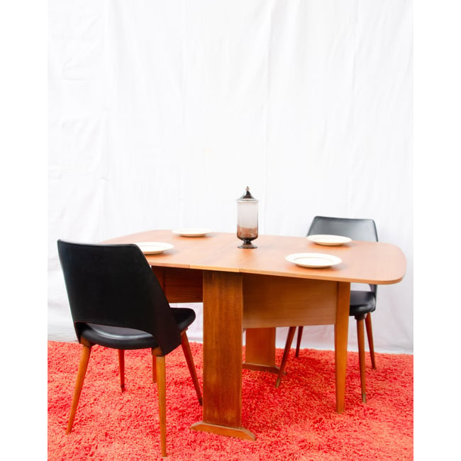 Table à manger pliante en teck Romy N°1607 - Bon état Couleur bois foncé <span itemprop=