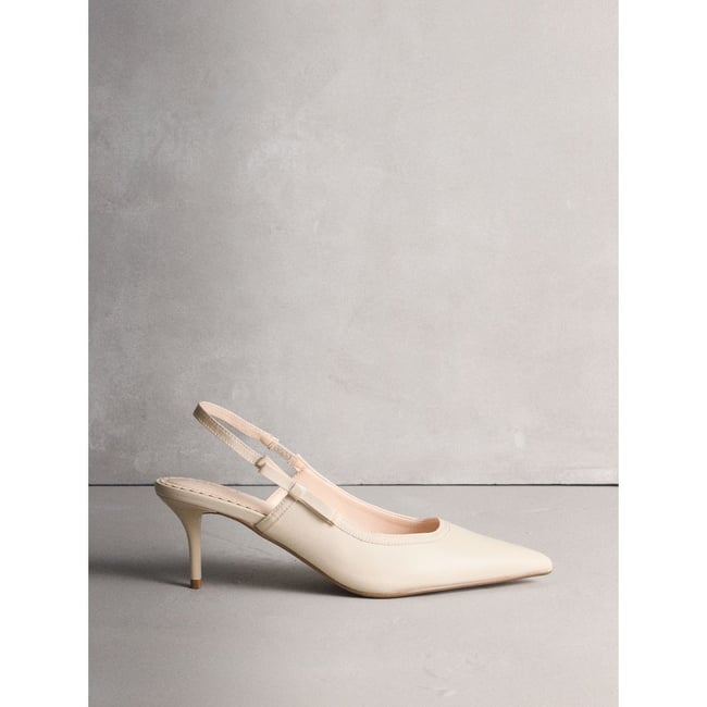 Chaussures pointues à nœud forever comfort® ivoire <span itemprop=