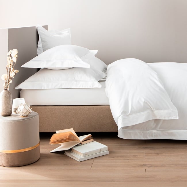Housse de couette satin de coton égyptien argent 320 fils - 800tc CAP FERRAT blanc <span itemprop=