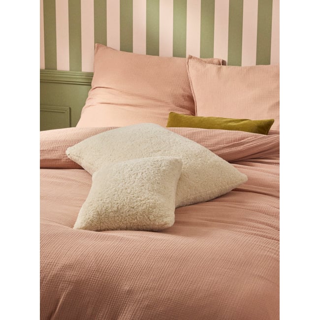 Housse de coussin sherpa creme <span itemprop=