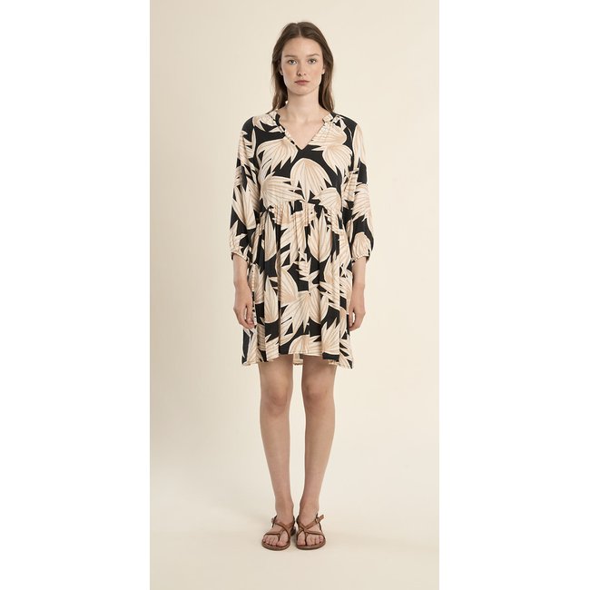 Robe patineuse imprimé floral, courte, manches 3/4 imprimé noir/blanc <span itemprop=