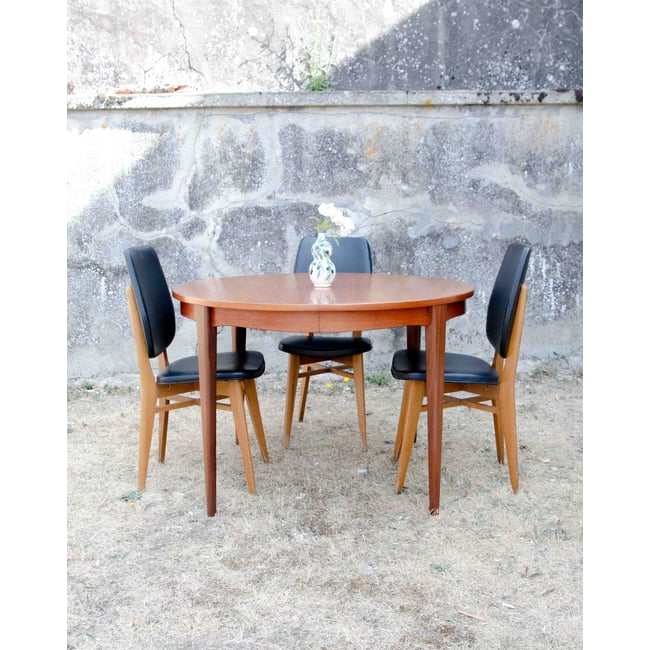 Table à manger en teck scandinave Karla N°1217 - Bon état Couleur bois clair <span itemprop=