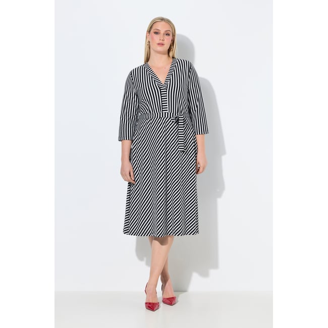 Robe midi à rayures noir <span itemprop=