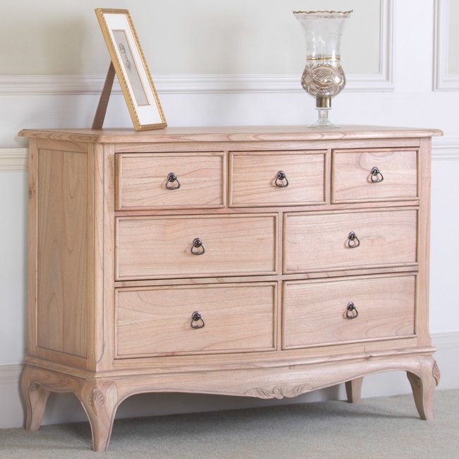 Commode 7 tiroirs en bois style classique chic nervures de bois apparentes 120 cm BLOIS Couleur bois naturel <span itemprop=