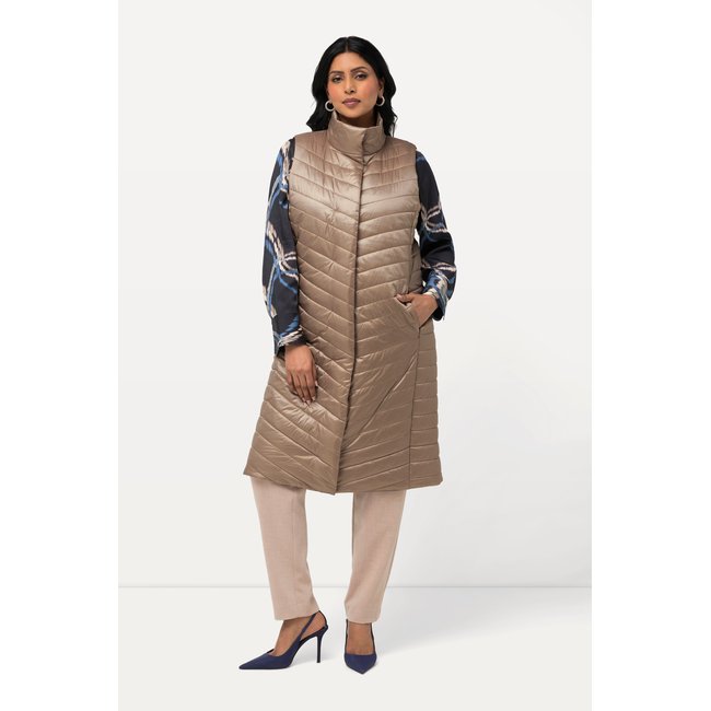 Gilet matelassé, col montant marron pâle <span itemprop=