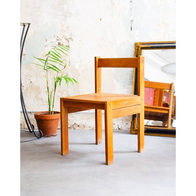 Chaise en bois clair Alma N°1538 - Bon état Couleur bois clair <span itemprop=