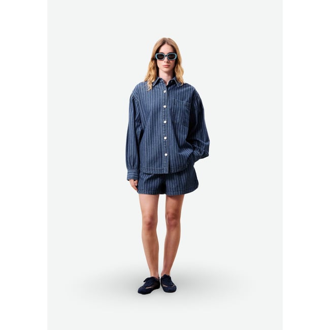 Short CHICAMIA bleu jean <span itemprop=
