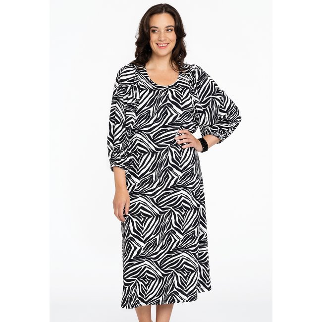 Robe imprimé / imprimée animal noir <span itemprop=