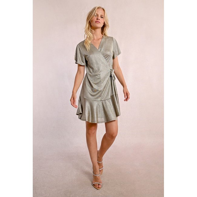 Robe courte, irisée et à volants beige <span itemprop=