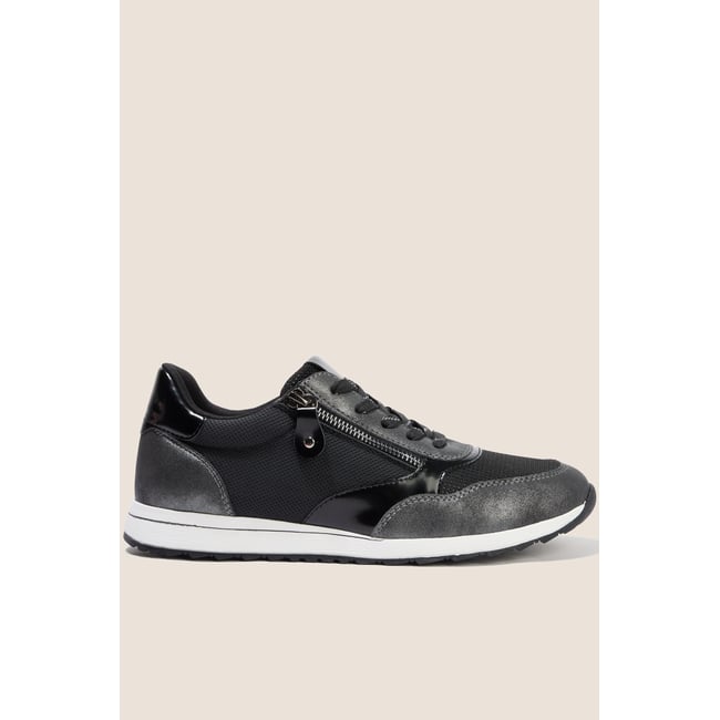 Basket noir <span itemprop=