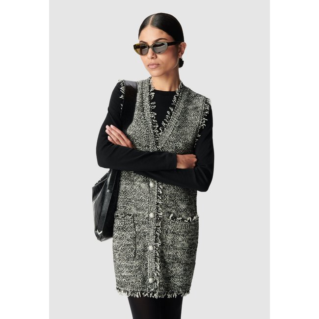 Robe courte en maille façon tweed noir <span itemprop=
