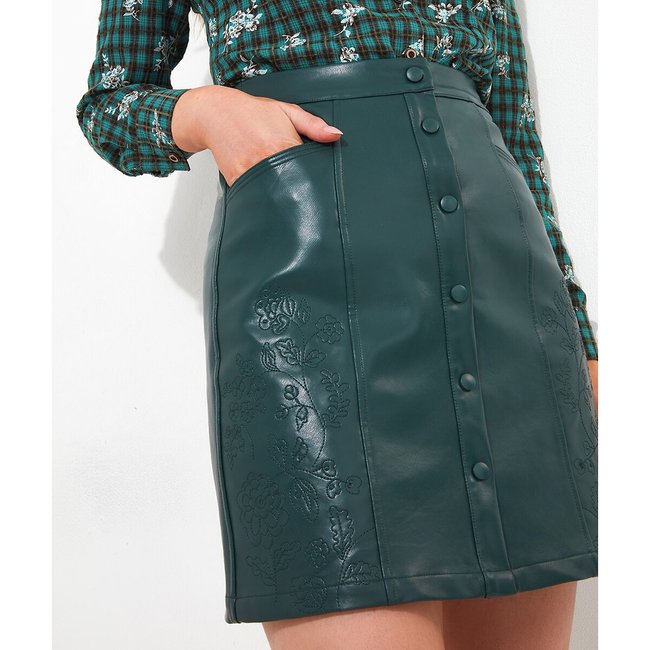 Jupe courte boutonnée en simili vert JOE BROWNS
