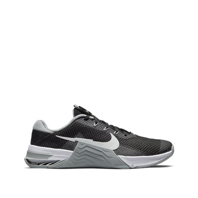Baskets Metcon noir <span itemprop=