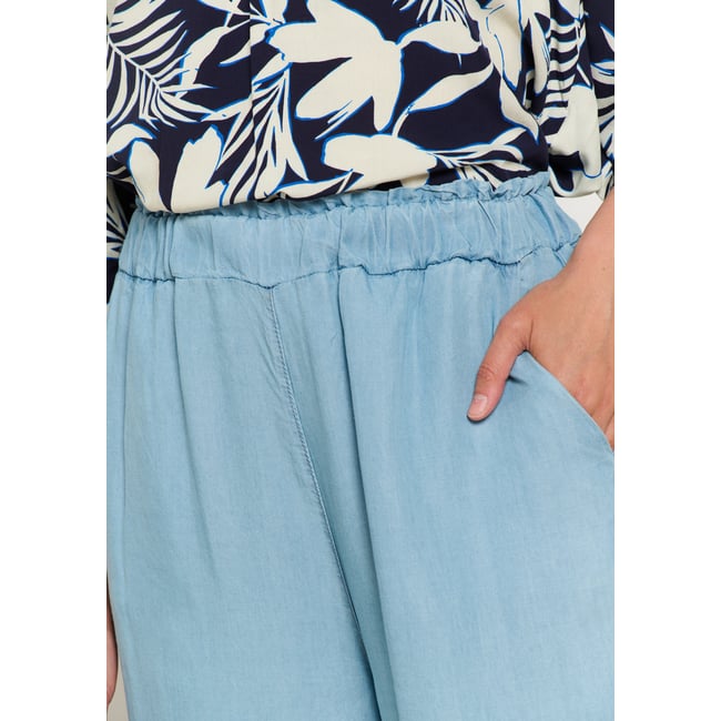 Pantalon fluide en Tencel blue bleached <span itemprop=