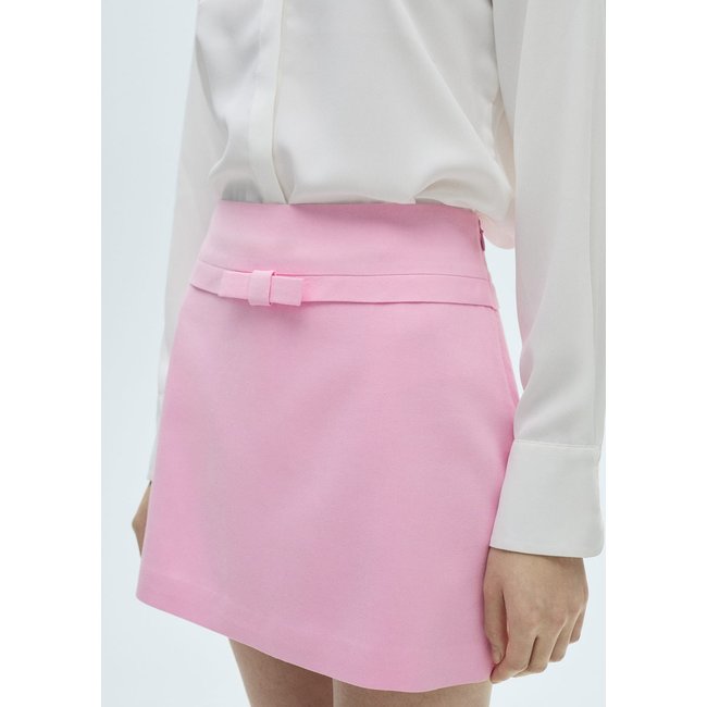 Jupe courte nœud décoratif rose pastel <span itemprop=