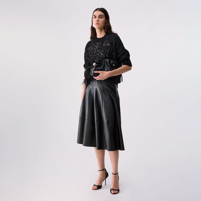 Jupe midi en tissu enduit noir <span itemprop=