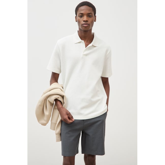 Polo manches courtes col cubain ecru <span itemprop=