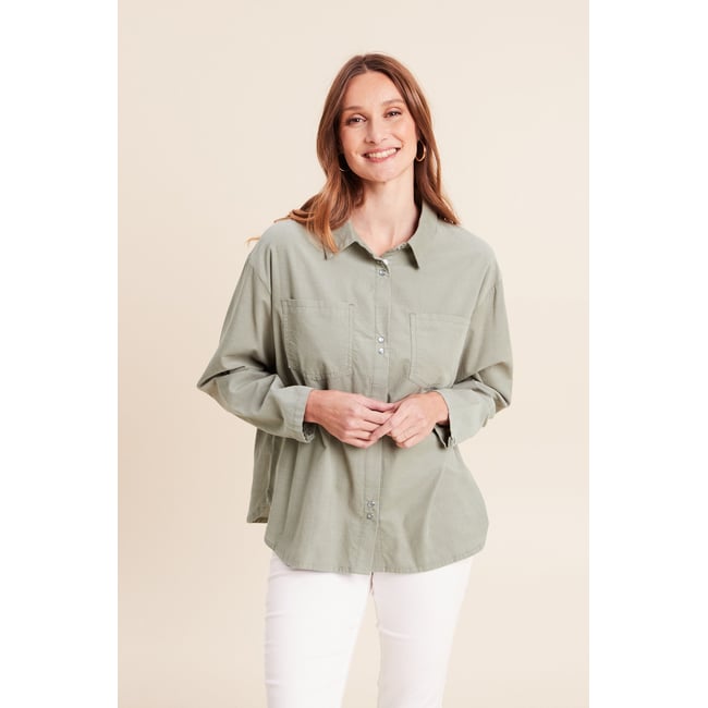 Chemise ample en velours milleraie vert clair <span itemprop=