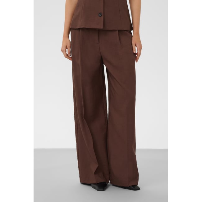 Pantalon Casual brown stone <span itemprop=
