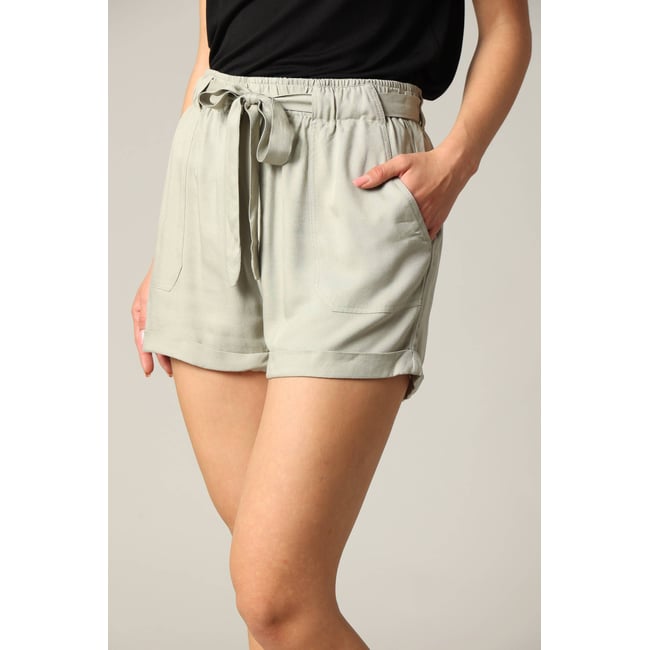 Short en viscose MERIDA tilleul <span itemprop=
