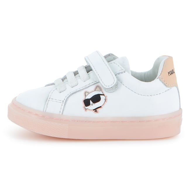 Basket à lacets blanc <span itemprop=