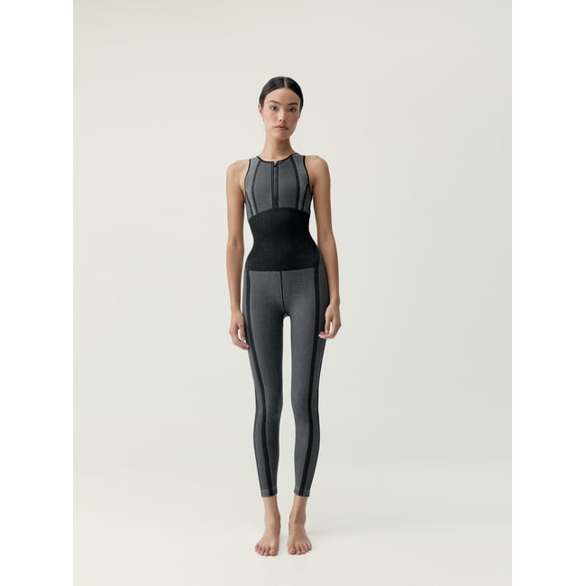 Combinaison de sport femme Selva effet gainant noir/gris moyen <span itemprop=