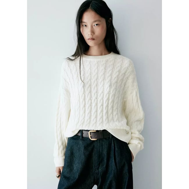 Pull-over maille tressée écru <span itemprop=