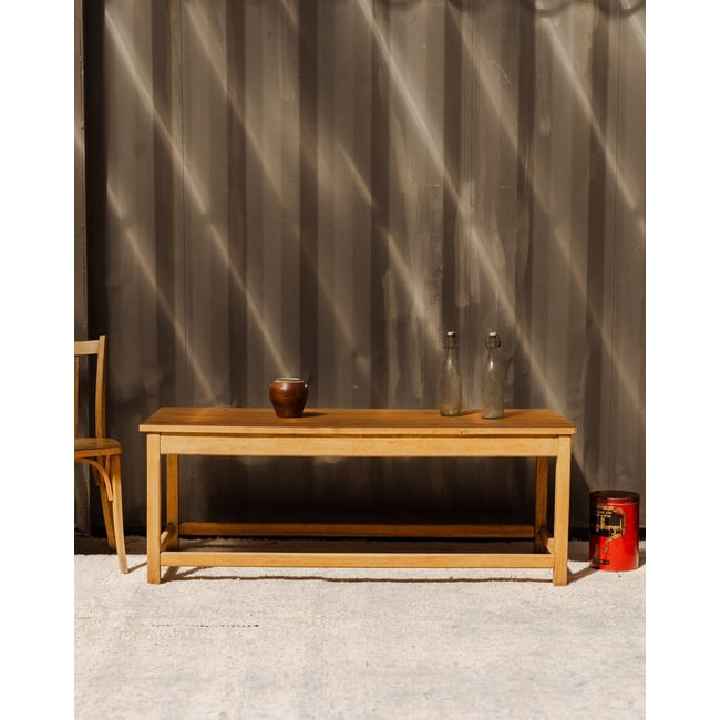 Table basse en bois Léonie N°1127 - Bon état Couleur bois clair <span itemprop=