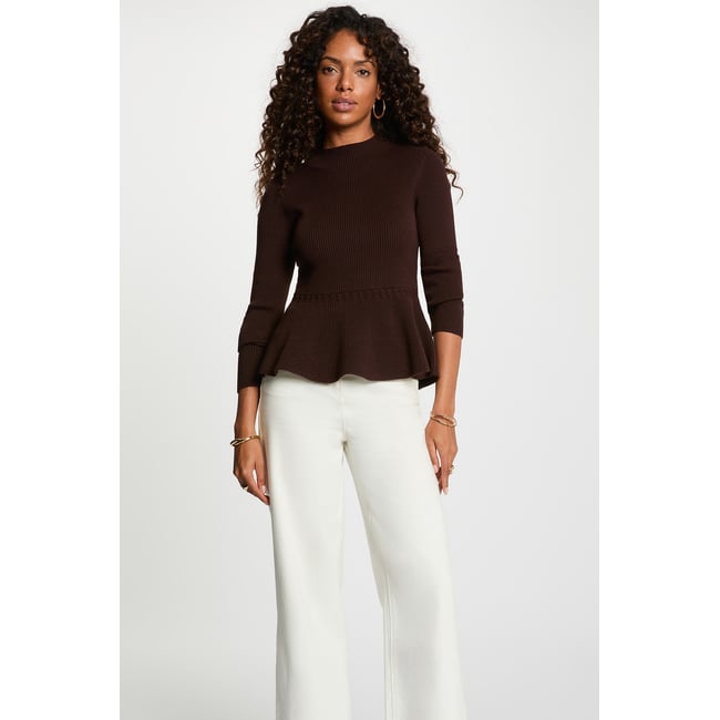 Pull col montant marron foncé <span itemprop=
