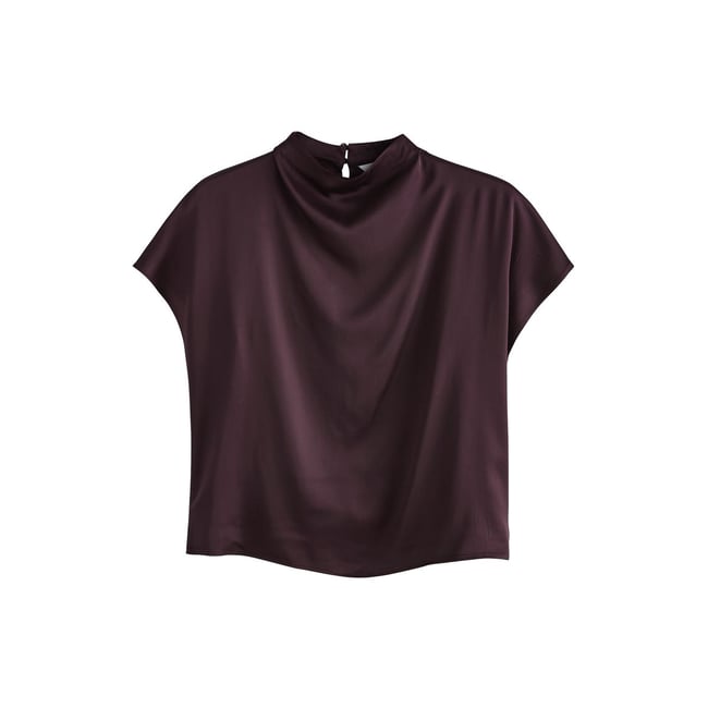 Haut à manches courtes en satin vin <span itemprop=
