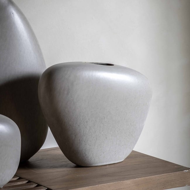 19cm Wide Pebble Vase, grey, ÉDITÉ