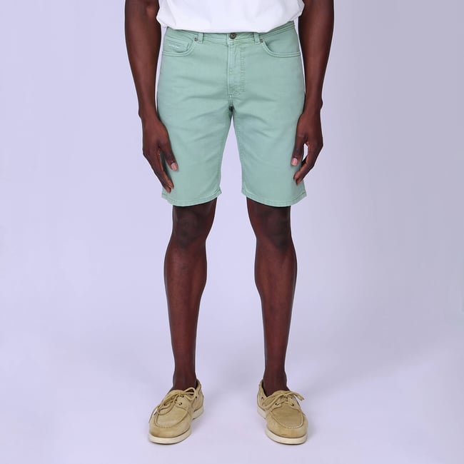 Bermuda joggjean vert eau <span itemprop=