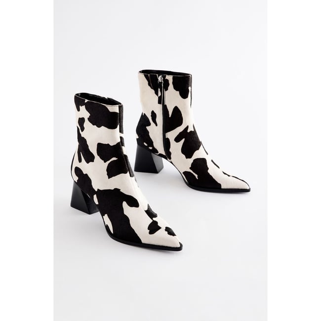 Bottines à talon carré cuir imprimé animalier <span itemprop=
