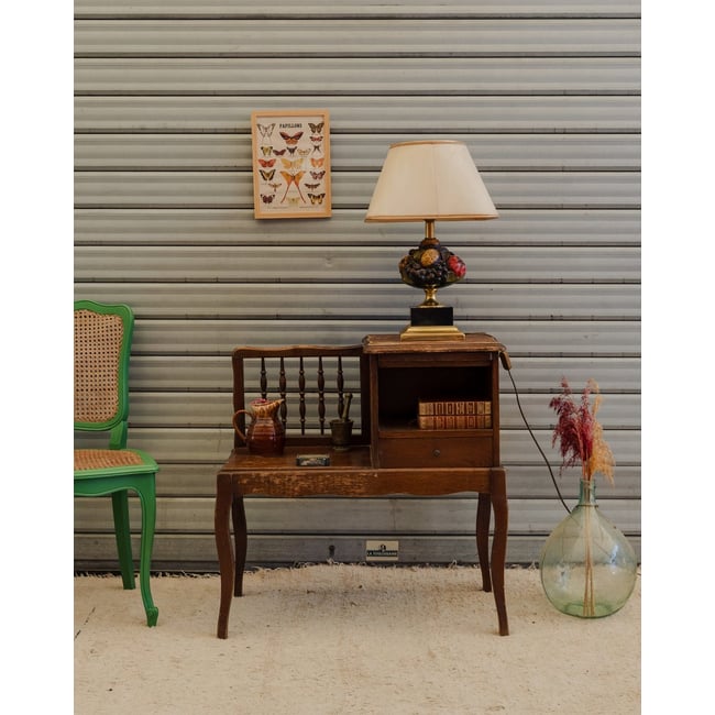Ancien meuble à téléphone en bois Francine N°1615 - Bon état Couleur bois foncé <span itemprop=