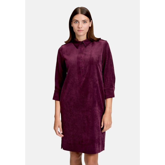 Robe casual à col dark aubergine <span itemprop=