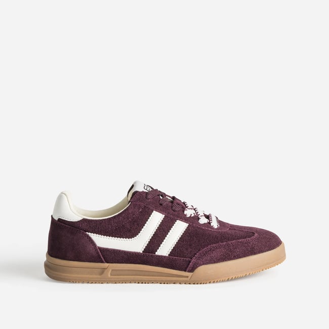 Basket en cuir PERLA. bordeaux <span itemprop=