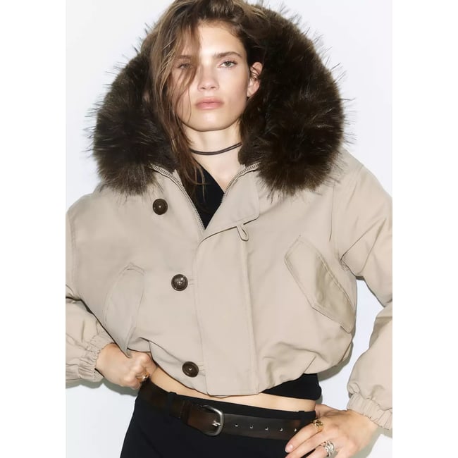 Veste matelassée col imitation fourrure beige <span itemprop=
