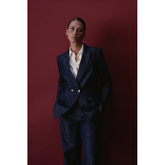 BLAZER STRUCTURÉ BRILLANT bleu foncé <span itemprop=
