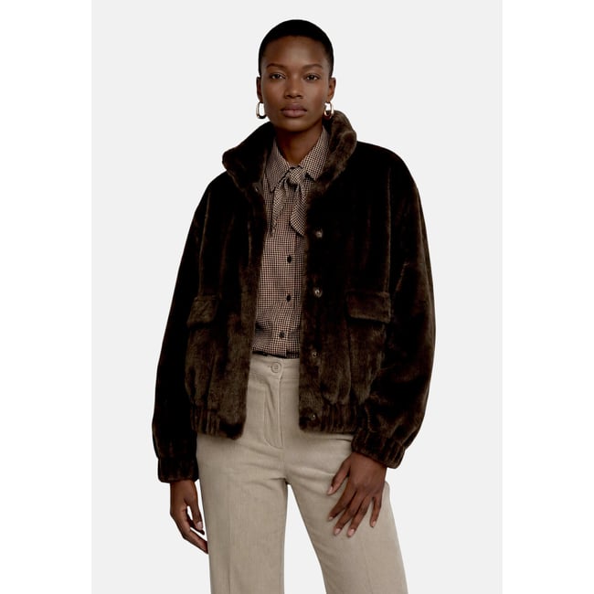 Veste en peluche à col droit molé <span itemprop=
