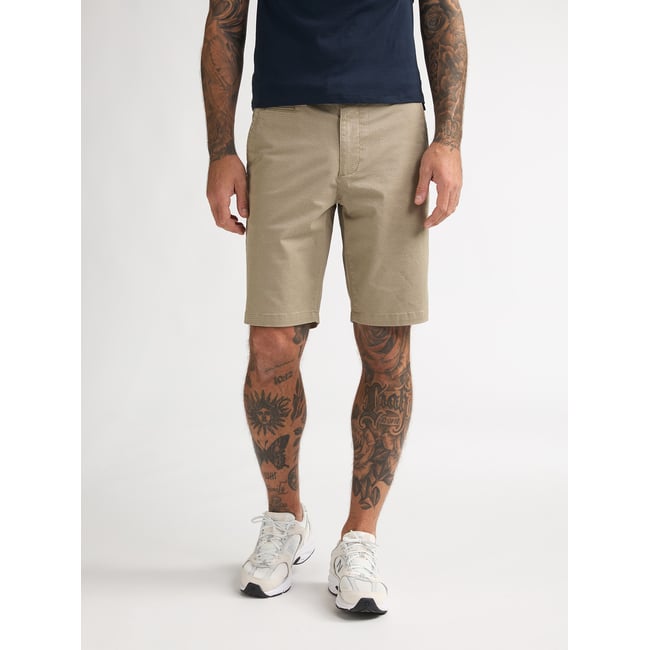 Short chino en twill bajabug orange light tan <span itemprop=