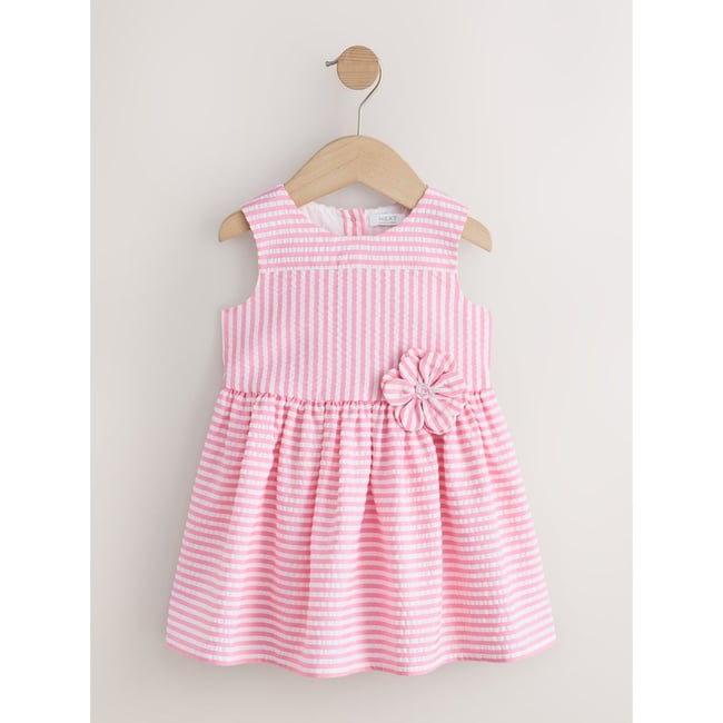 Robe de bal à corsage rose à rayures <span itemprop=