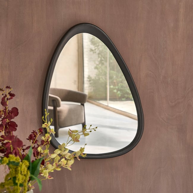 Miroir organique en bois massif 75x60 cm  THELMA Couleur noir <span itemprop=