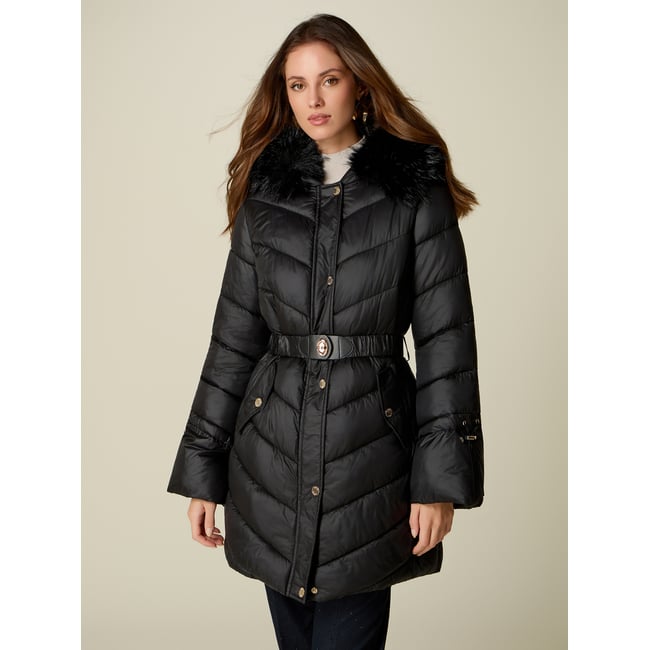 Doudoune mi-longue à capuche et bordure noir <span itemprop=
