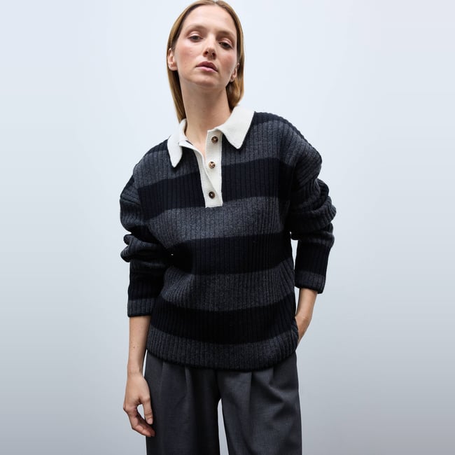 Polo rayé contenant de la laine requin <span itemprop=