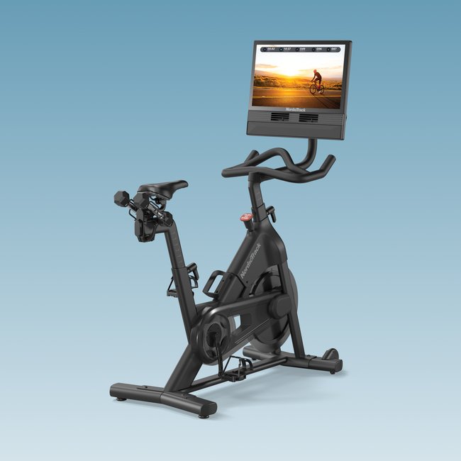 PACK Vélo d'appartement 24 Studio Bike + 1 an de coaching iFIT noir <span itemprop=