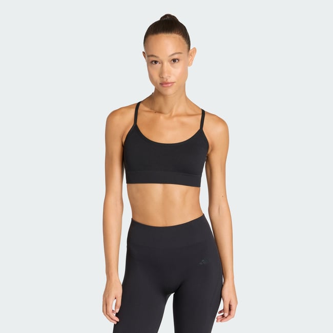 Brassière De Training Matelassée Maille Essentials Maintien Léger black <span itemprop=