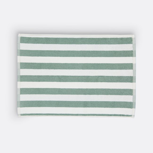 Hendaye Reversible 1100g/m² Towelling Bath Mat, pale green/white, LA REDOUTE INTERIEURS