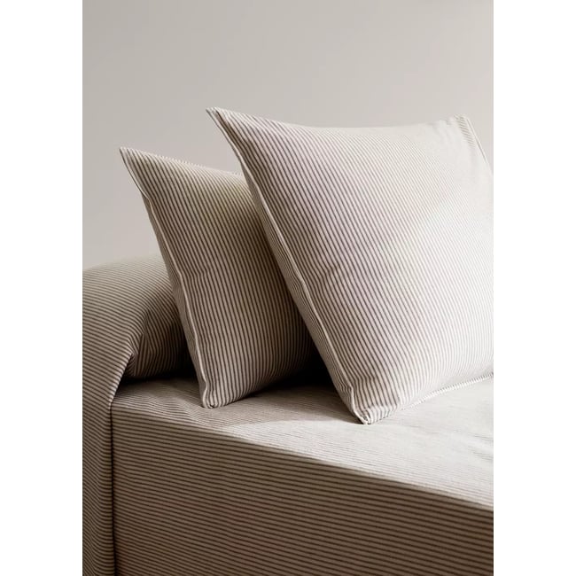 Deux taies d'oreiller coton seersucker à rayures fines 60x60 cm café <span itemprop=