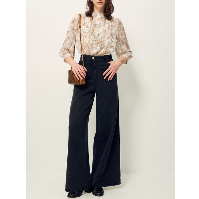 Bluse LYLEE, Stehkragen und 3/4-Ärmel ecru bedruckt <span itemprop=